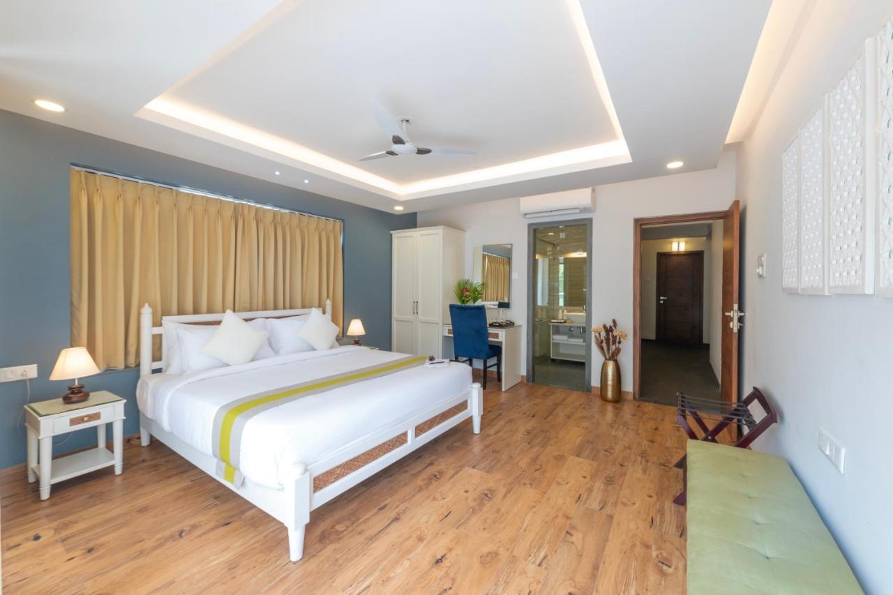 Ayan Villas With Private Pool Siolim Exterior photo
